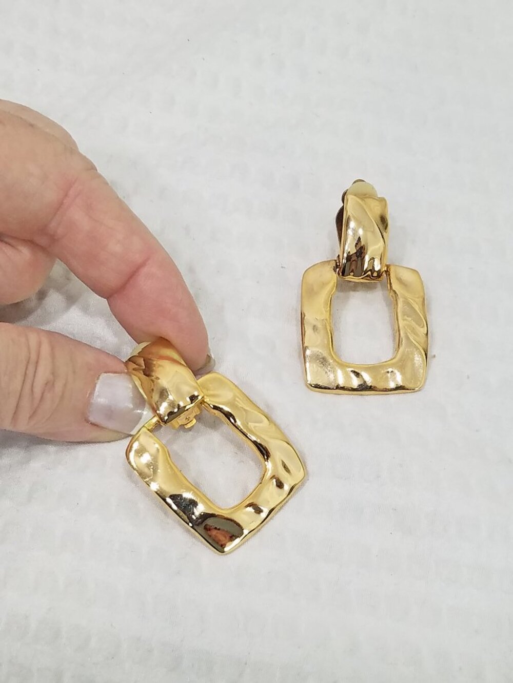 Vintage Circa 1980s Chunky Hammered Gold Tone Door Knocker Clip On Earrings